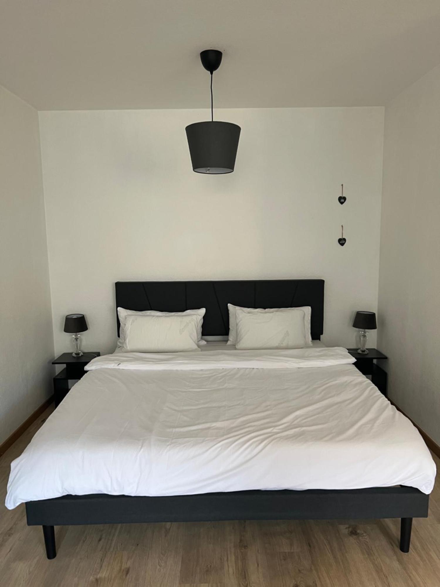 Tmj Apartment 1 Dusseldorf Bagian luar foto