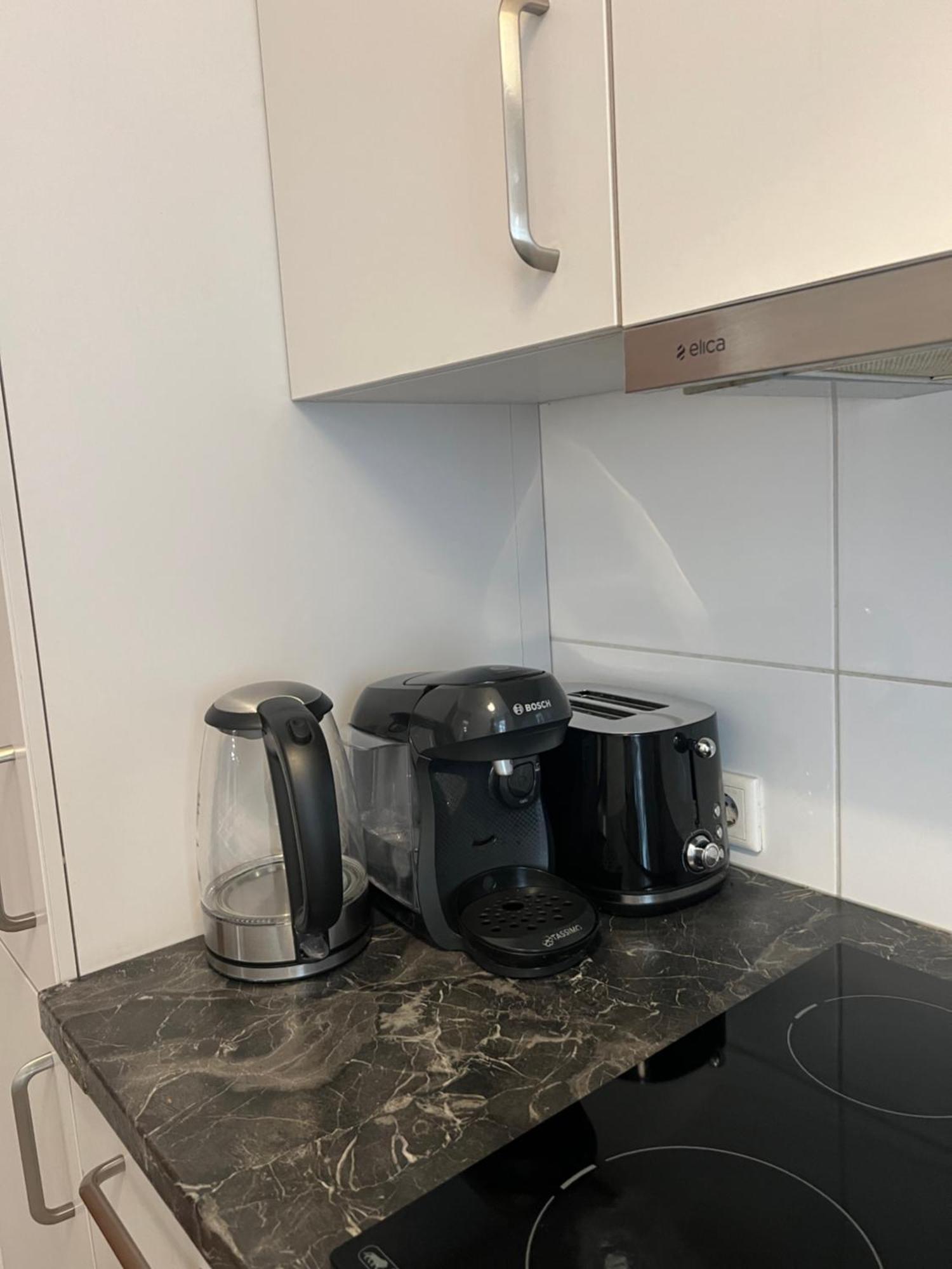 Tmj Apartment 1 Dusseldorf Bagian luar foto